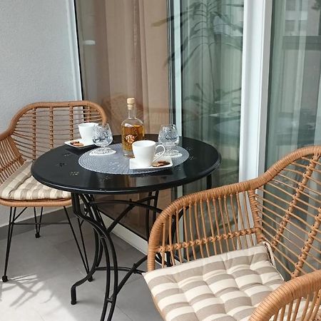 Leona Apartment-Perfect For Four 斯普利特 外观 照片
