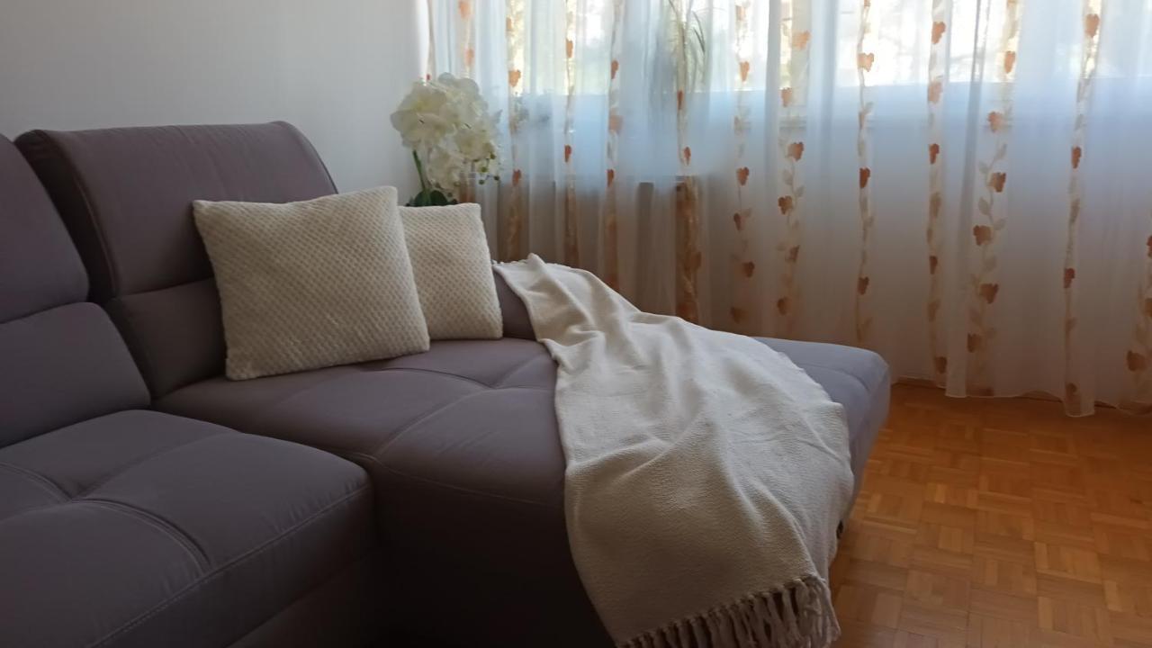Leona Apartment-Perfect For Four 斯普利特 外观 照片
