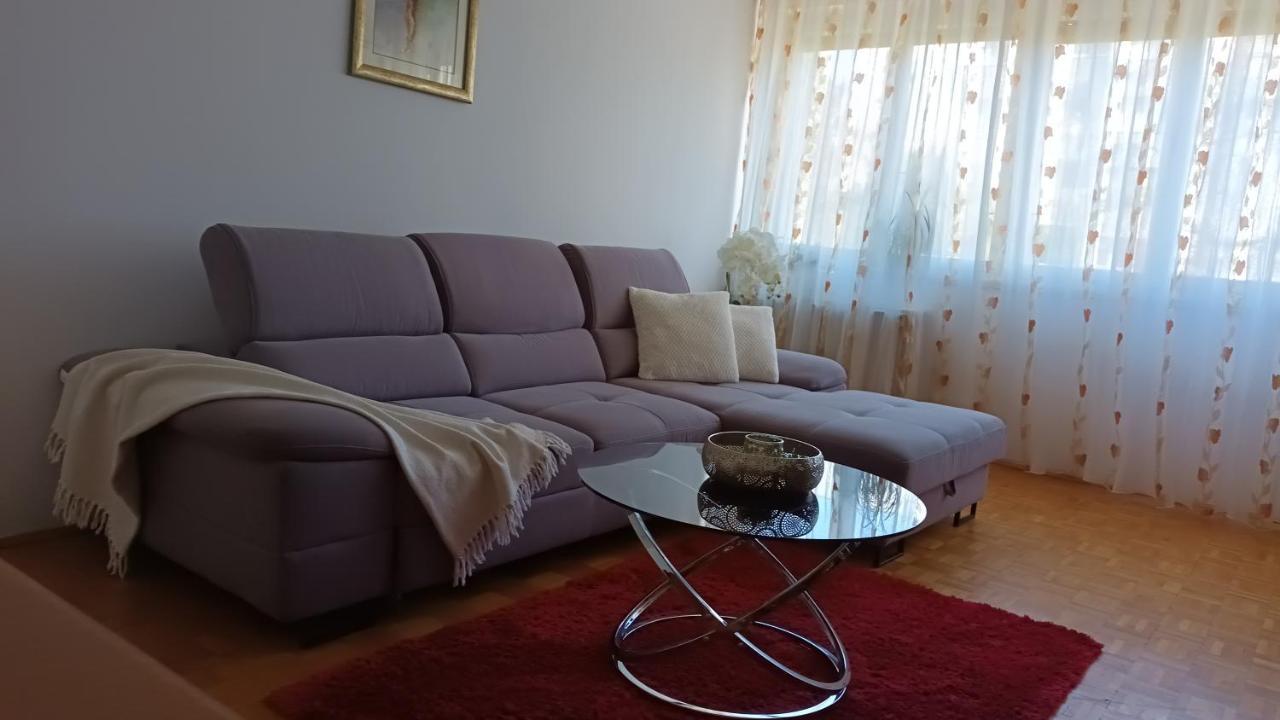 Leona Apartment-Perfect For Four 斯普利特 外观 照片