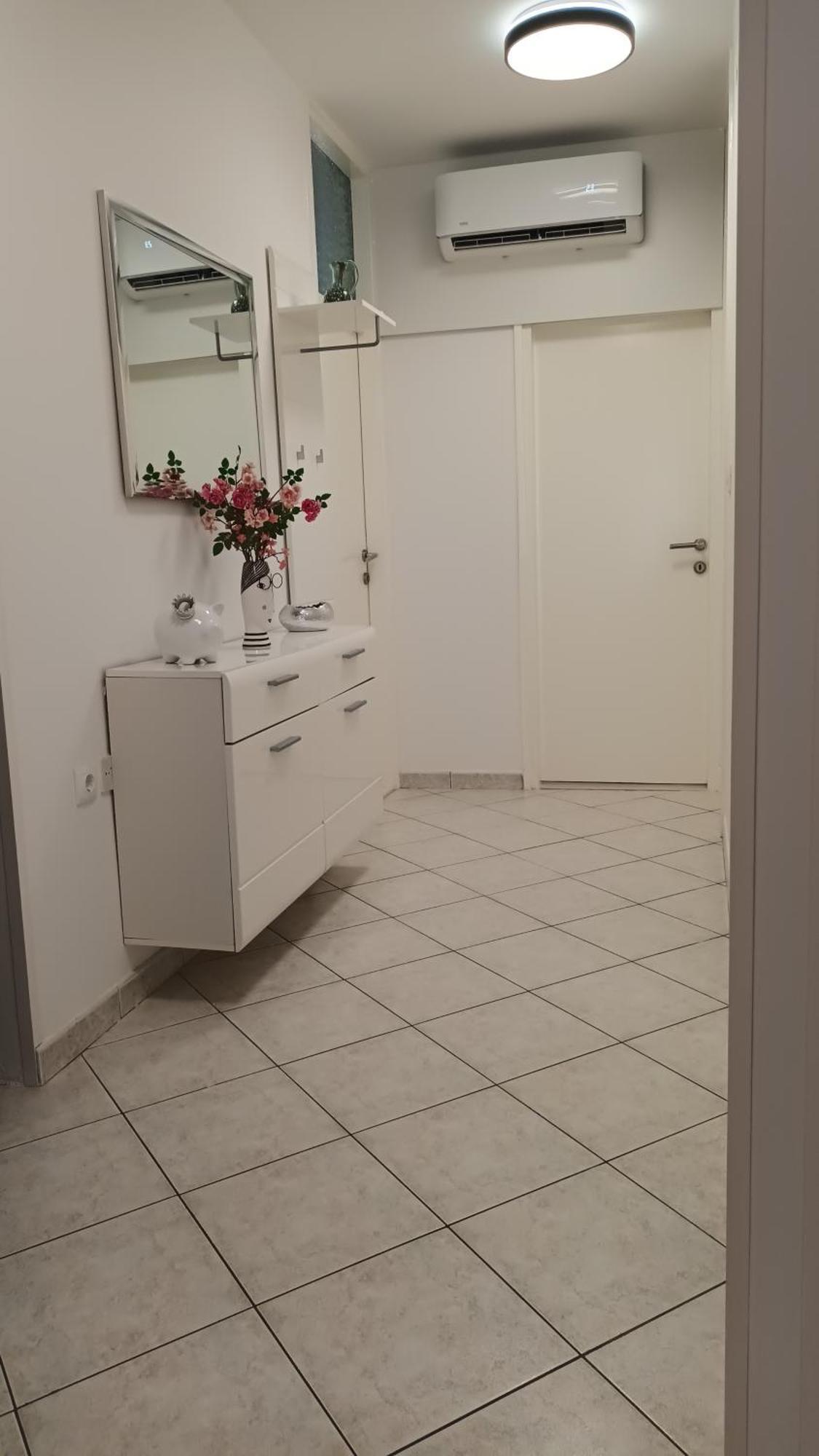 Leona Apartment-Perfect For Four 斯普利特 外观 照片