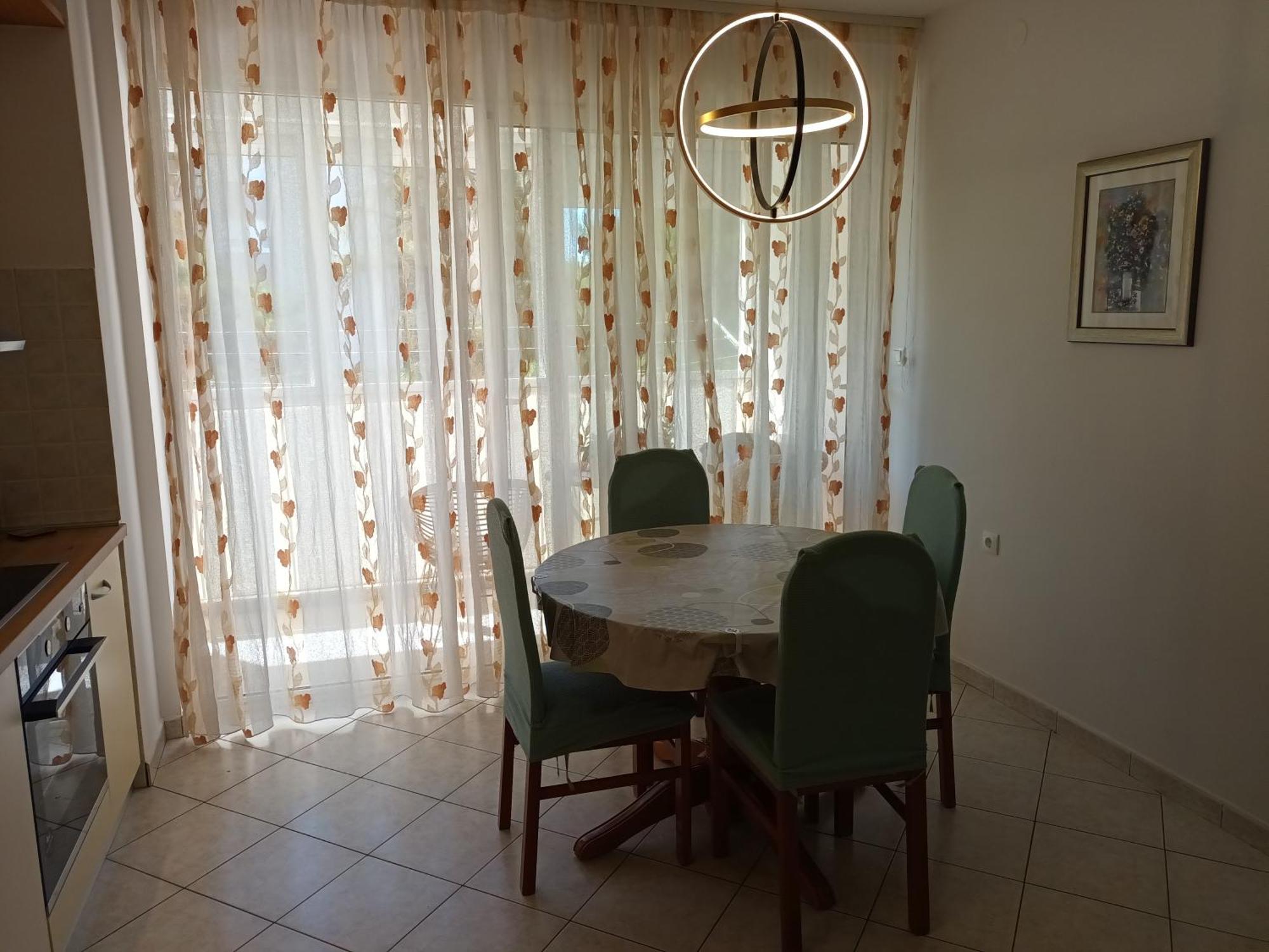 Leona Apartment-Perfect For Four 斯普利特 外观 照片